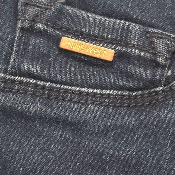 Nine West Size 8 Heidi Pull On Jeans - Picture 3 of 9